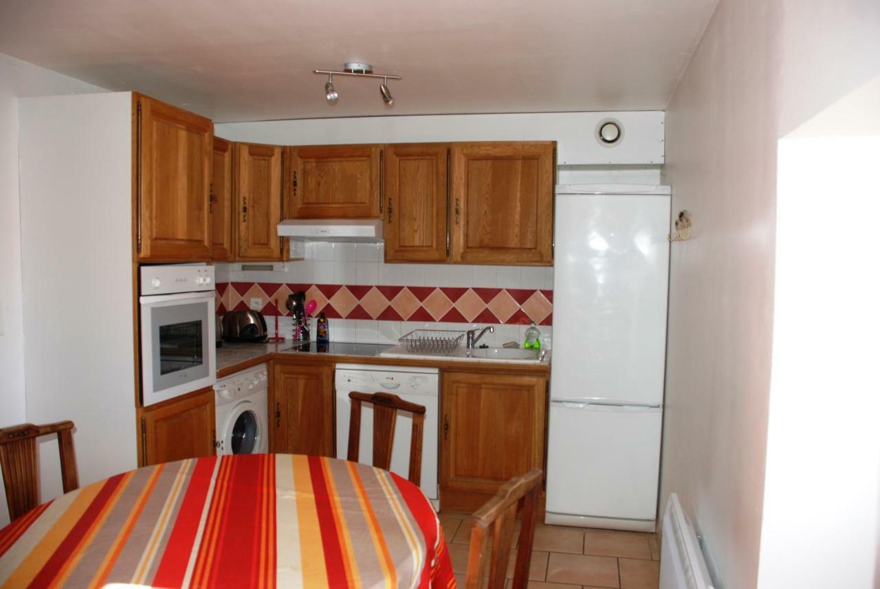 Bed and Breakfast Les Jardins Du Mas Evesque Rousson  Zewnętrze zdjęcie